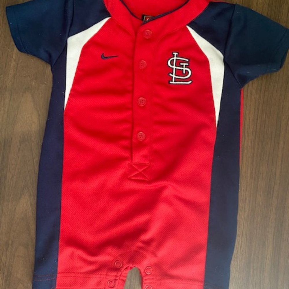 -5 for $25-STL Nike jumper 18m